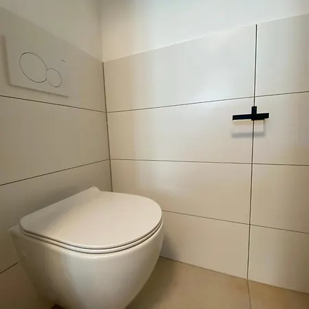 Am Lendkanal Κλάγκενφουρτ