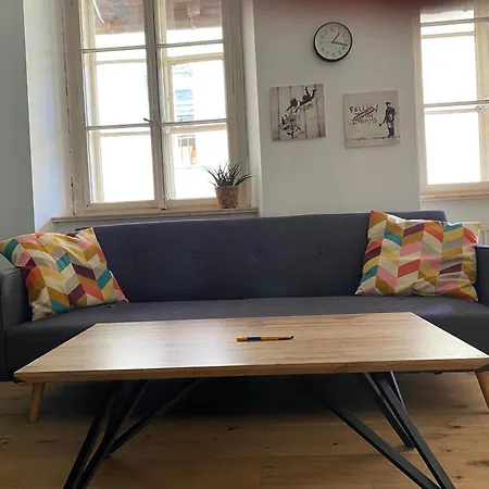 Am Lendkanal Κλάγκενφουρτ